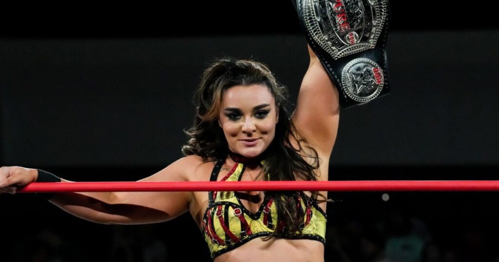 Deonna Purrazzo Spotted in Walking Boot and Crutches After ROH Match Stoppage