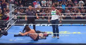 Sami Zayn Retains Title as CM Punk Attacks Amid Confusing SmackDown Finish